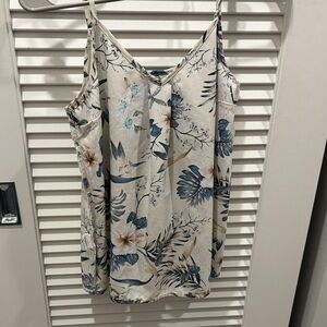 Elegant Floral Camisole in Cream and Blue